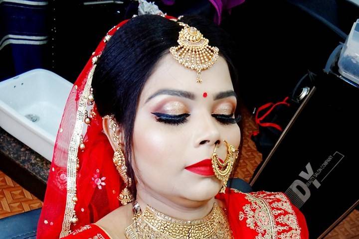 Bridal makeup