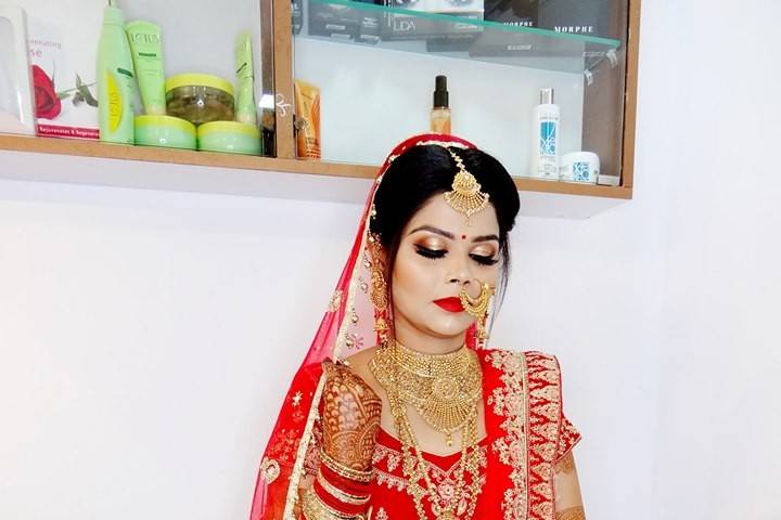 Bridal makeup