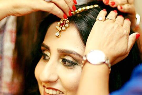 Arshi jumani makeup