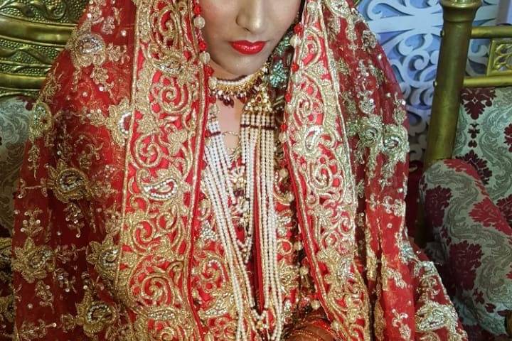 Bridal makeup