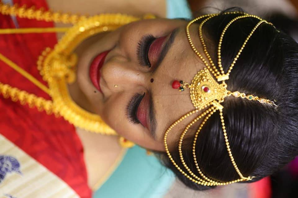 Makeup by Veena