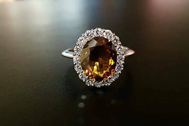 Gold & Diamond Jewellery by Monik Kapoor