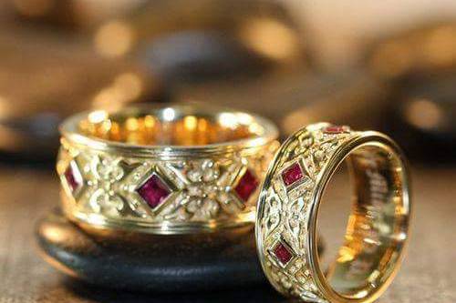 Gold & Diamond Jewellary by Monik Kapoor