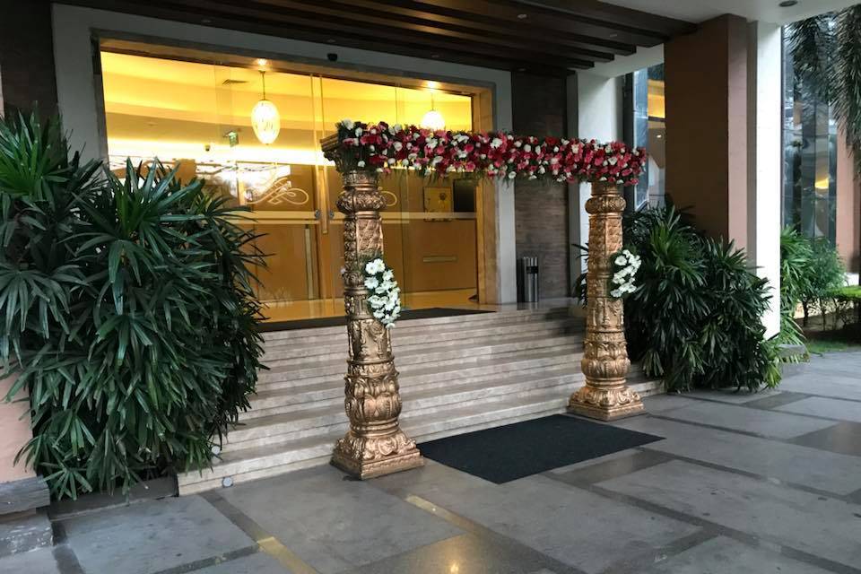 Entrance decor