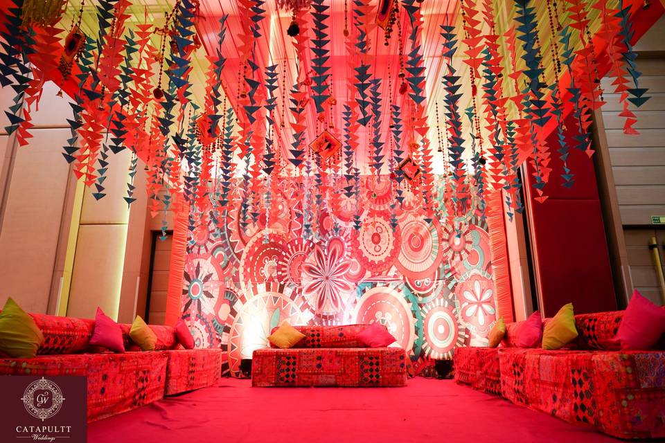 Mehndi Stage with Hangings