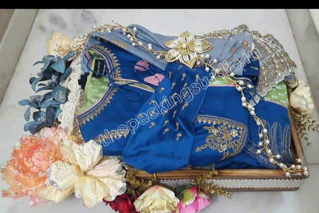 Wedding Trousseau Packing | suit, dress, clothing | Its a complete range of  dresses & accessories that are to be gifting in a wedding. We'd decorated  sarees, suits, gents and kids clothes,