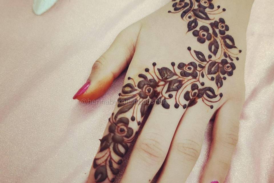 Mehendi Artist Khushboo Shah, Bangalore