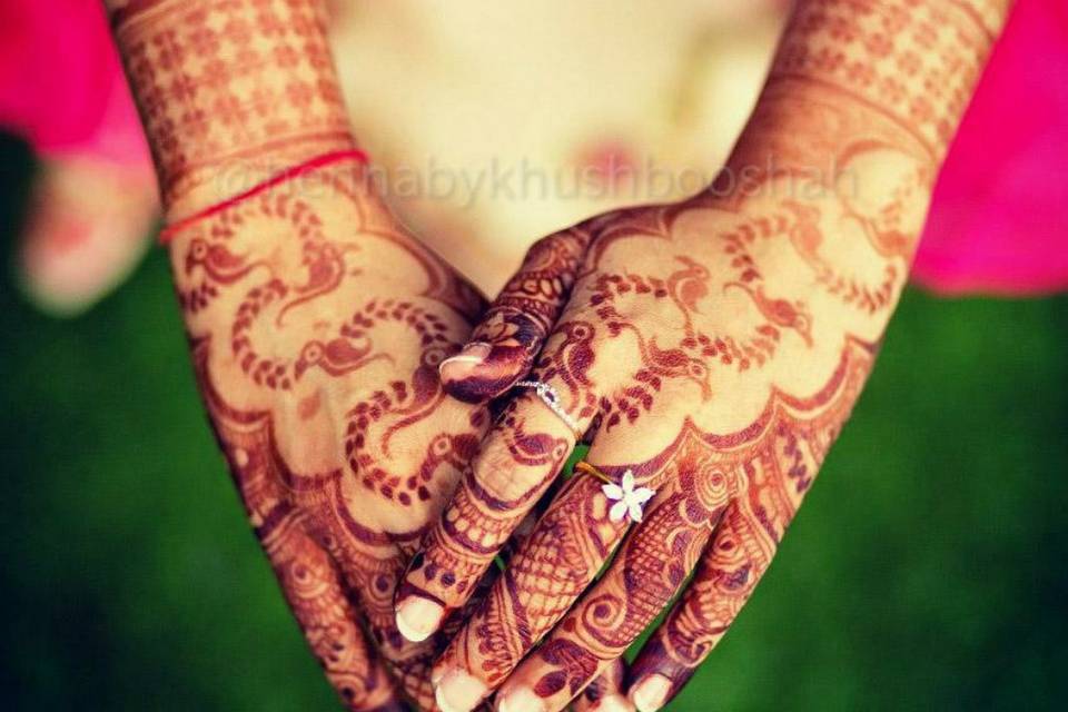 Mehendi Artist Khushboo Shah, Bangalore