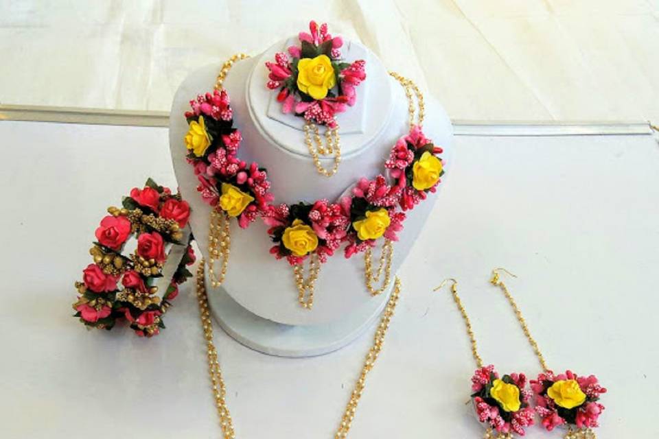 Yellow-Pink Haldi Jewellery