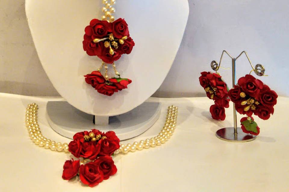 Beaded Floral Jewellery