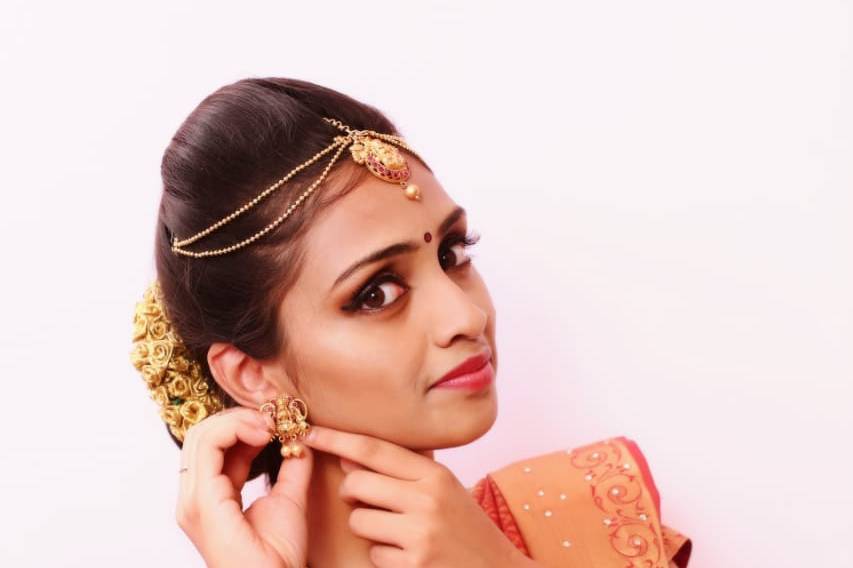 Makeovers by Sudhanatesh