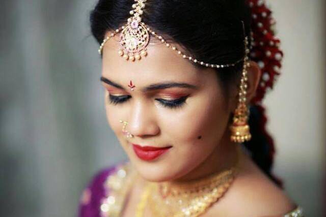 Bridal makeup