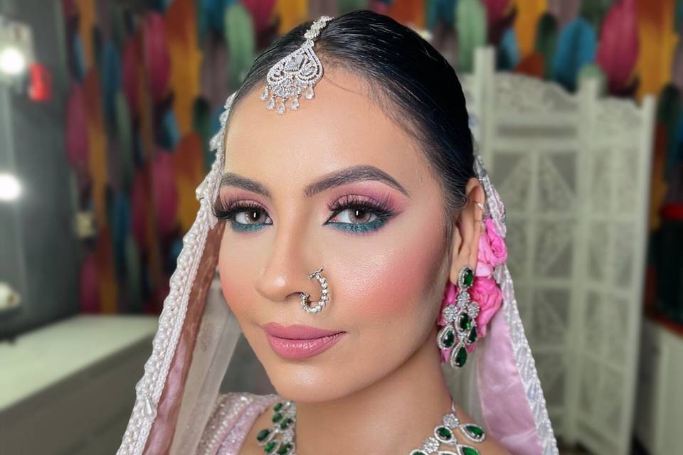 Makeup by Kainat Shaikh