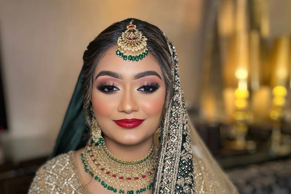 Makeupbykainatshaikh_1704182664_3271243746733691492_6176489203