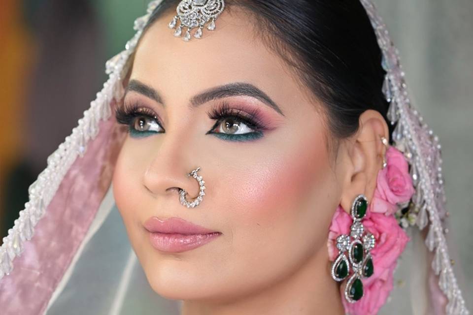 Makeupbykainatshaikh_1718461419_3391022624828353292_6176489203