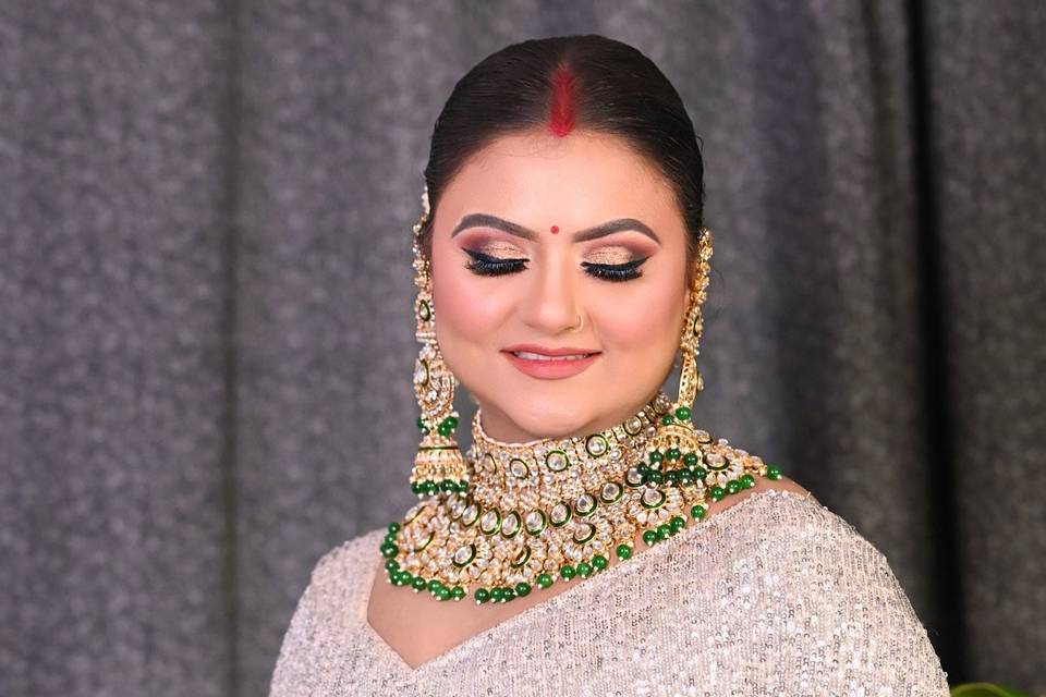 Makeupbykainatshaikh_1719549874_3400153245496559882_6176489203