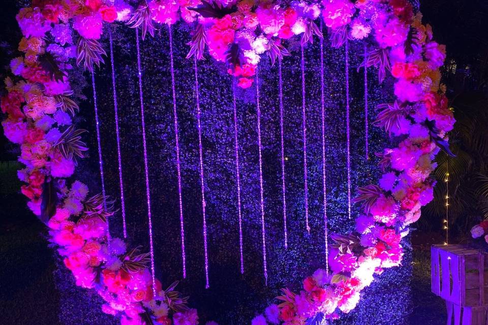 Glittering Arc