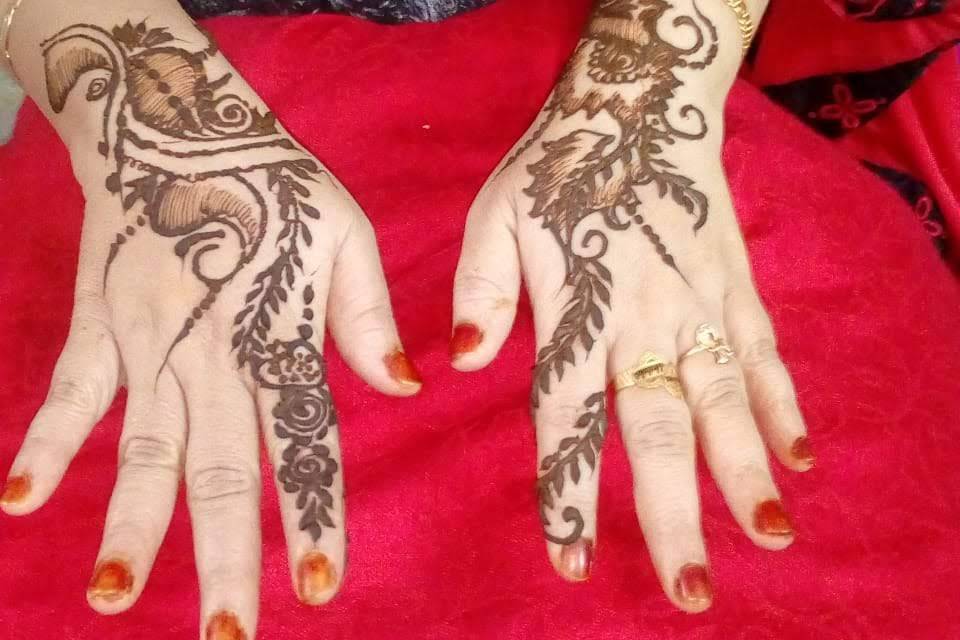 Henna Strings