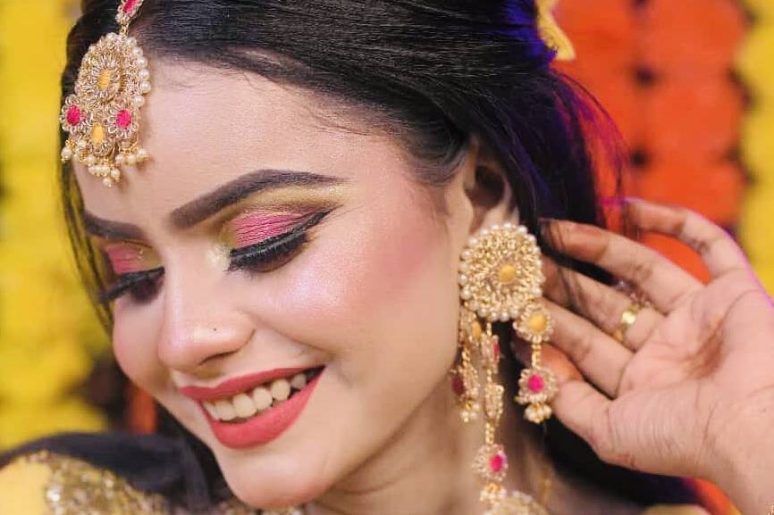 Necklace & earrings