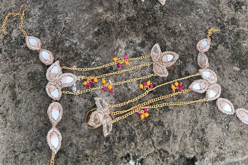 Necklace & earrings