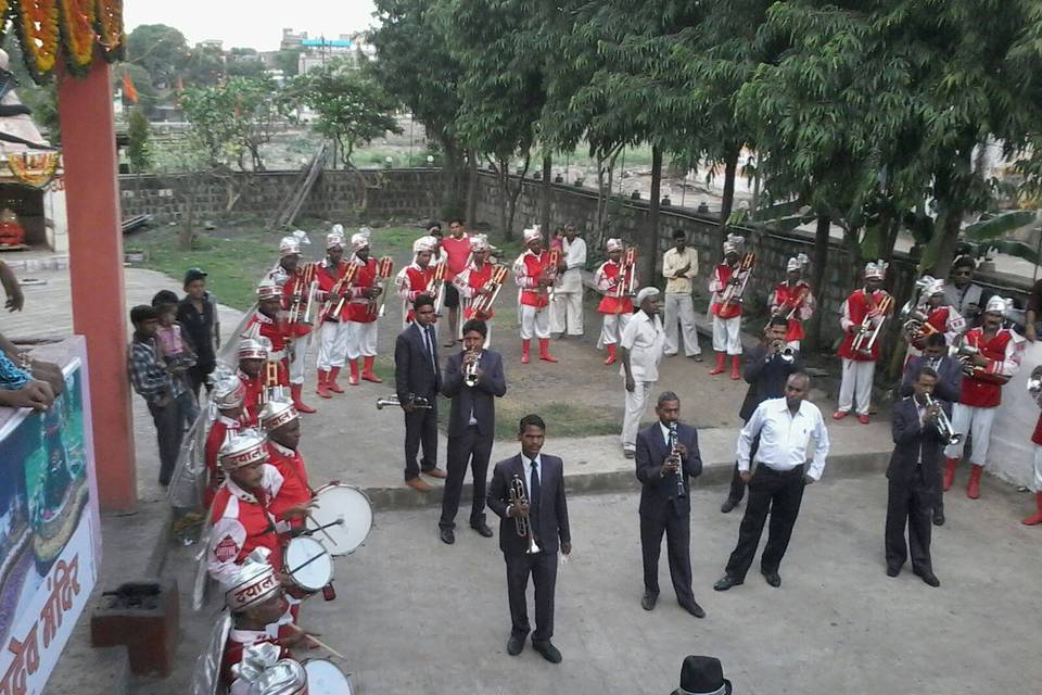 Dayal Band, Gwalior