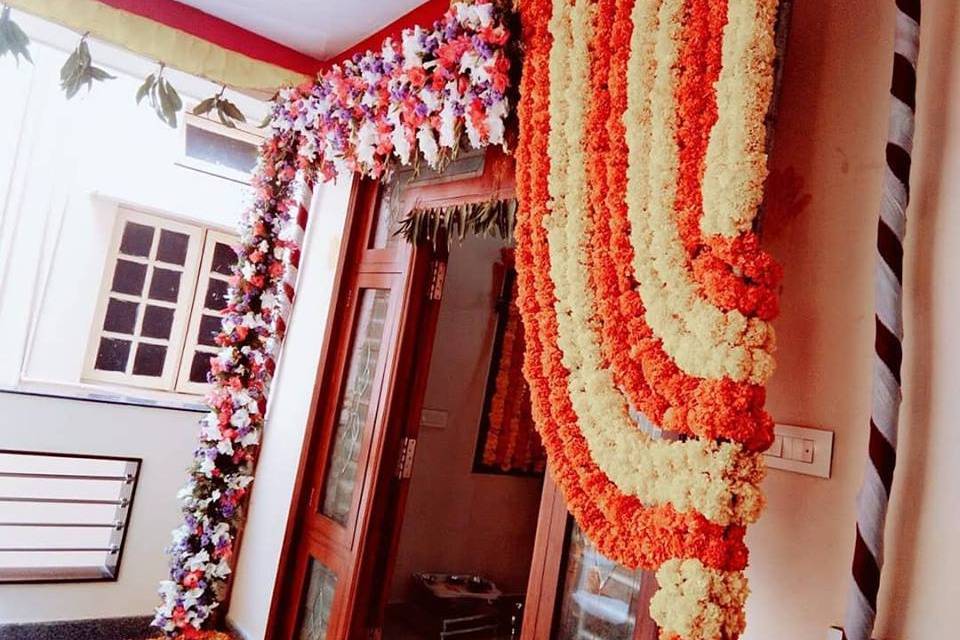 Entrance floral decor