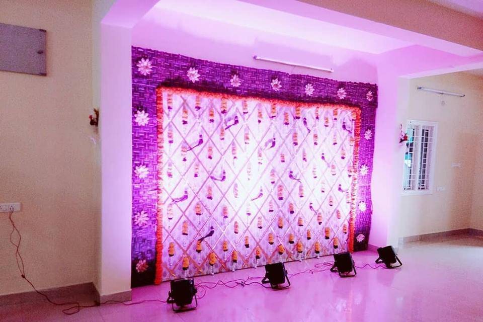 Decor and lighting