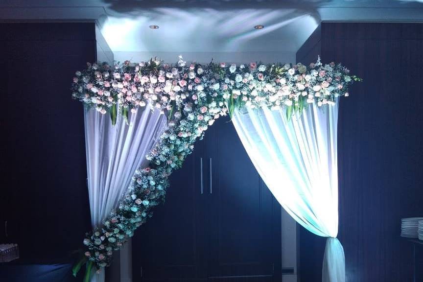 Entrance decor