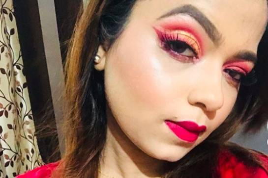 Party makeup