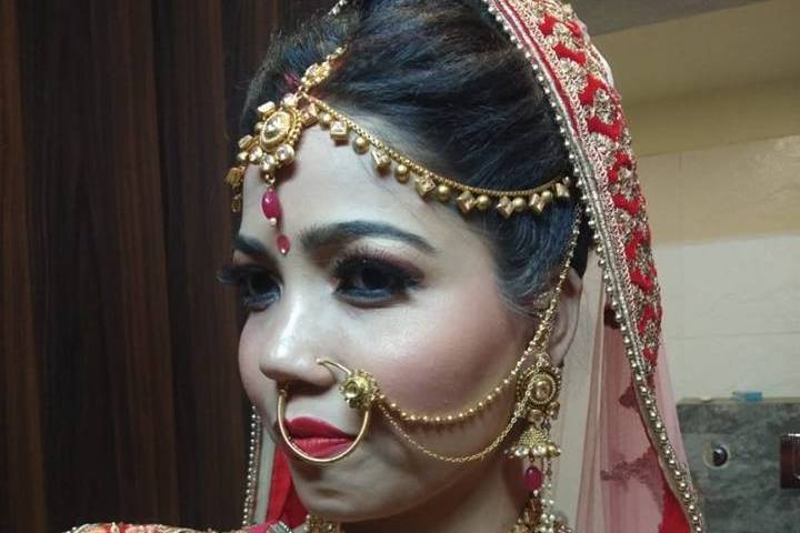 Bridal makeup