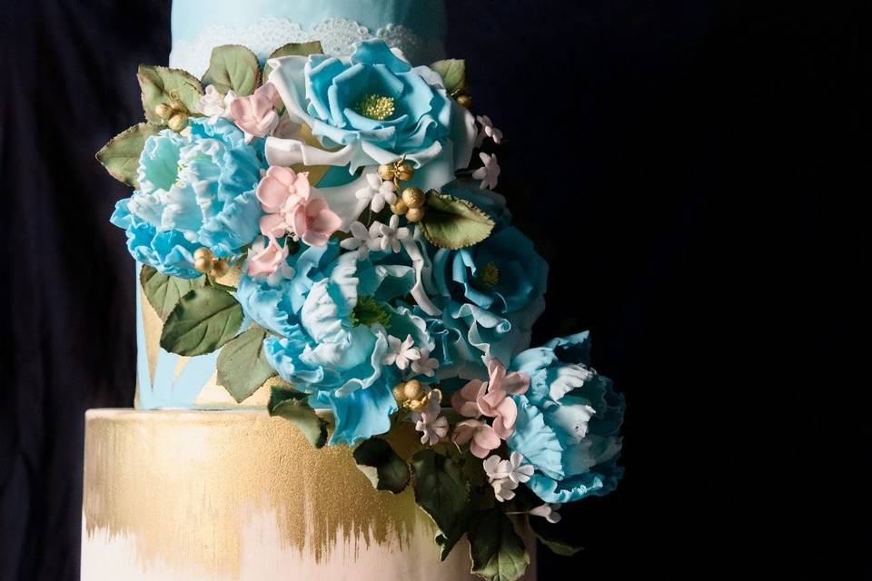 Sugar Flowers Wedding Cake