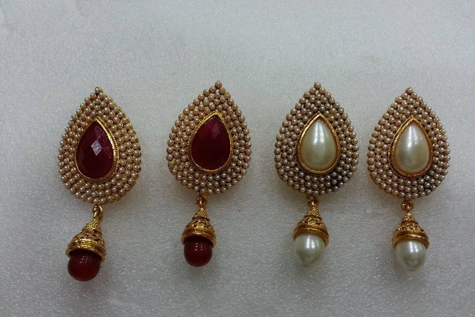 Crescent Jewellery, Begum Bazar