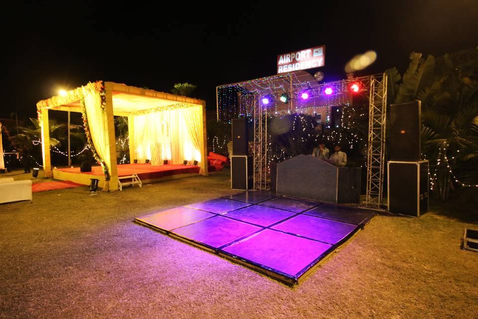 DJ setup for an outdoor wedding
