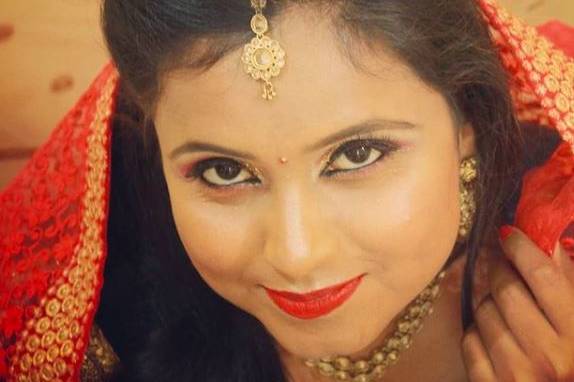 Iha Makeovers By Supriya Santhosh