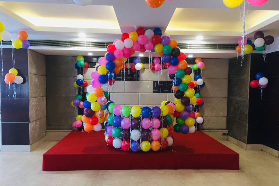 Stage Balloon Decoration