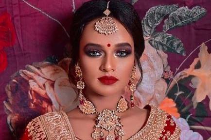 Bridal makeup