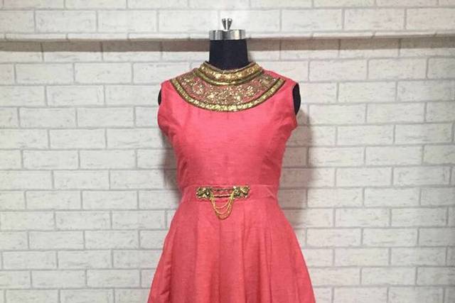Dulhan Bridal Dress In Beutifull Maronish Red Color Model# B 1790 |  Pakistani wedding dresses, Red bridal dress, Latest bridal dresses