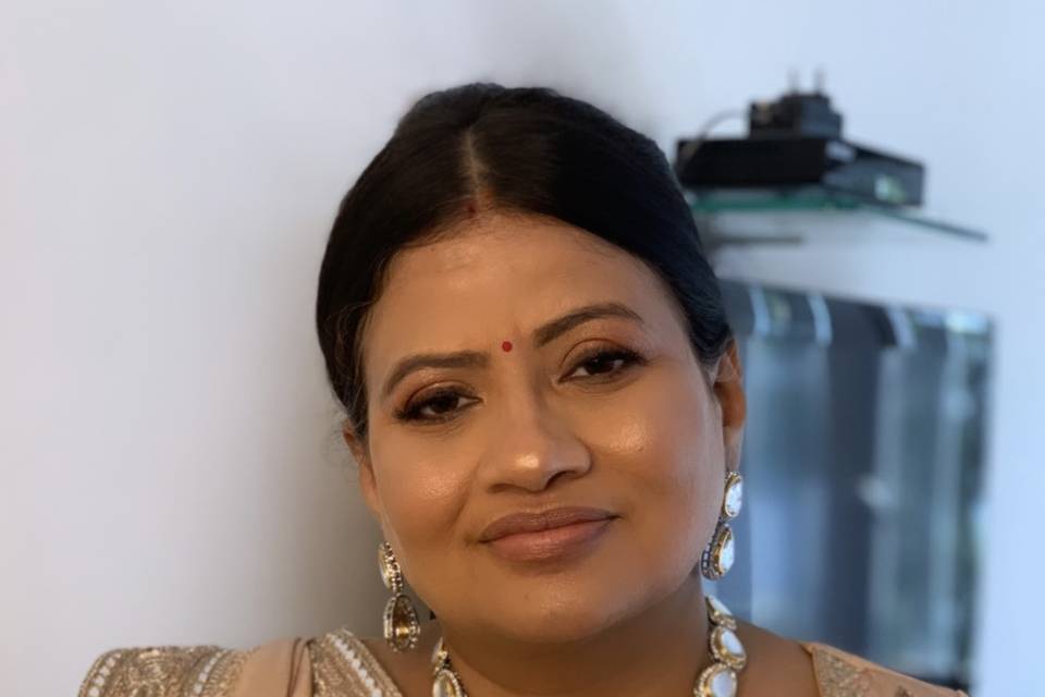 Party makeup on mature skin