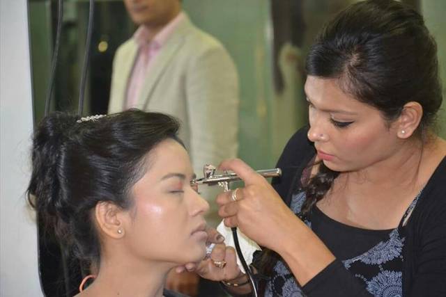 Party makeup