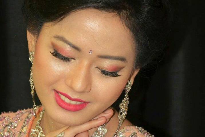 Glitter Glam Makeover By Ridz Dhamelia