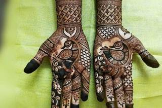 Avdhesh Mehandi Art, Pune