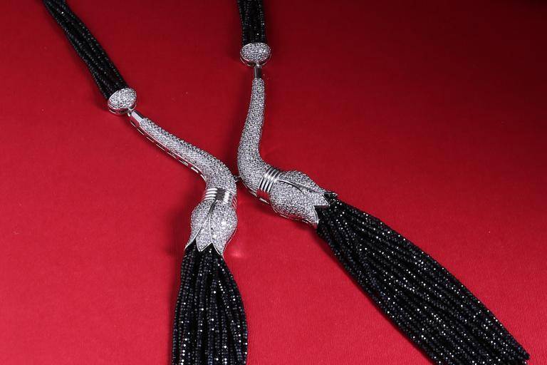 Beguiling Black Pearl Tassel N