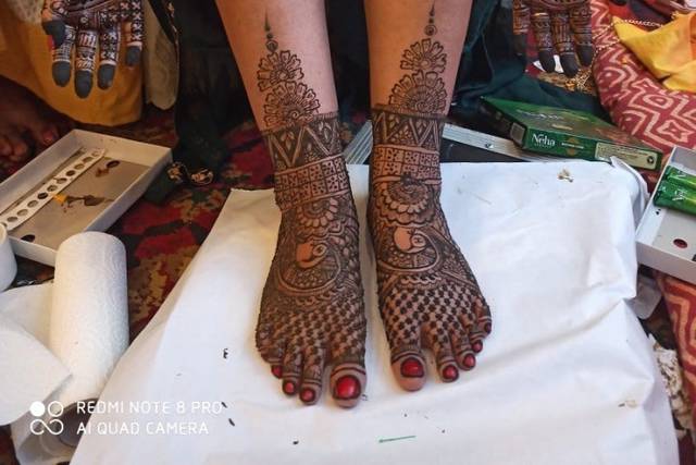 Geet#beautiful #treading #mehandi #latest #simple #design - YouTube