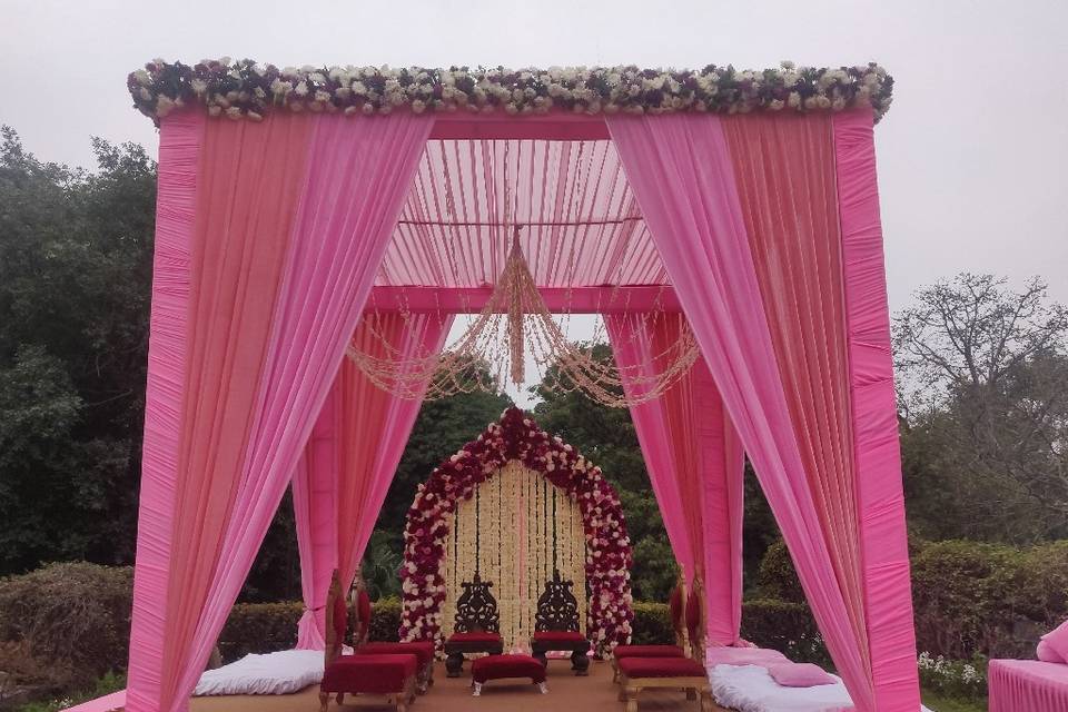 Pink mandap, day wedding