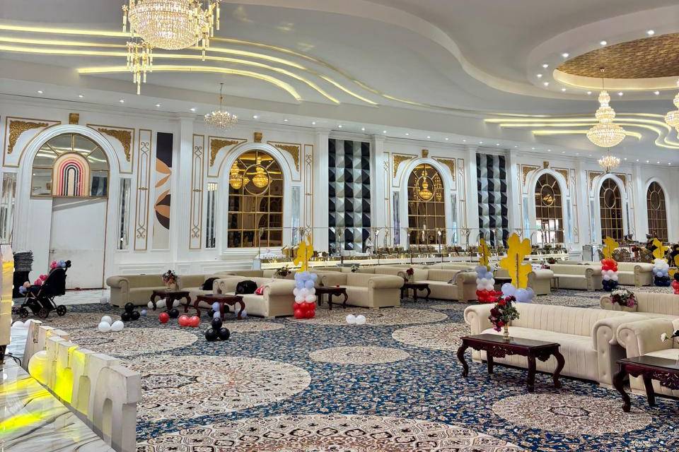 Banquet hall
