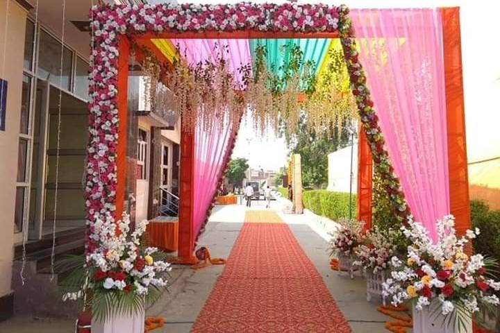 Entrance decor