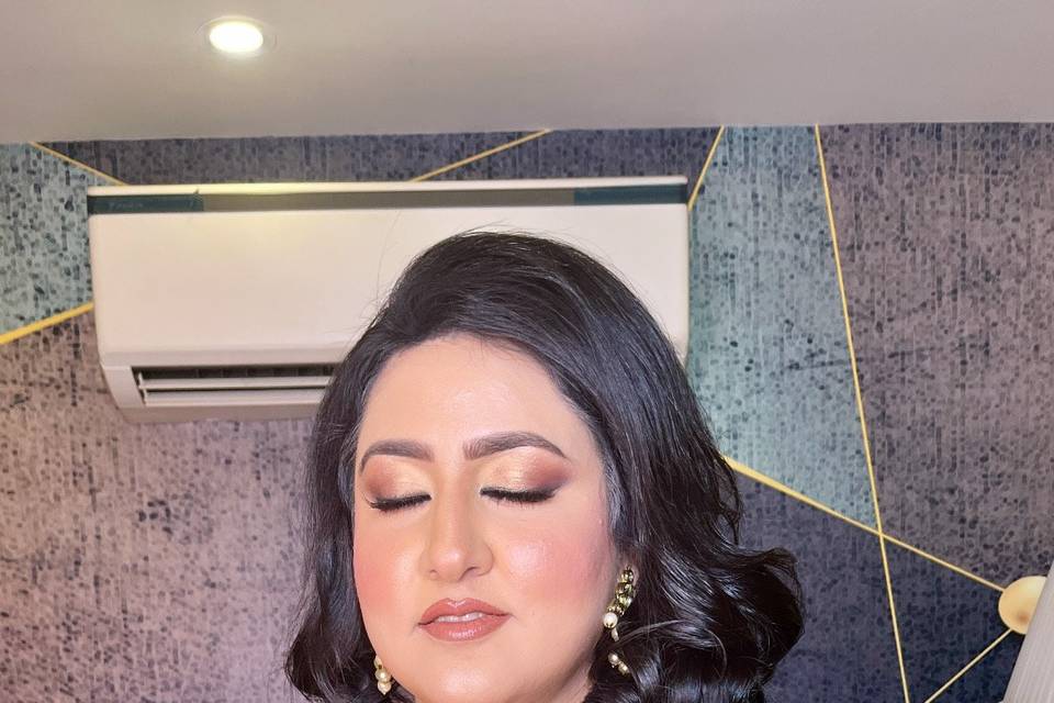 Cocktail makeup
