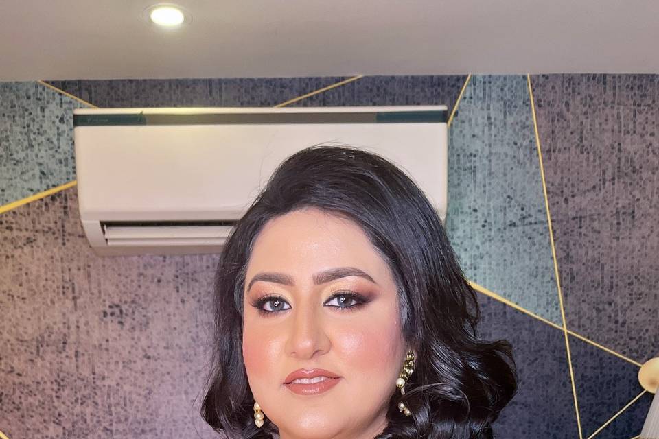 Cocktail makeup