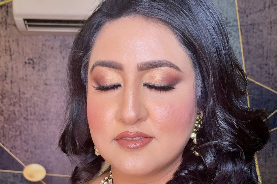Cocktail makeup