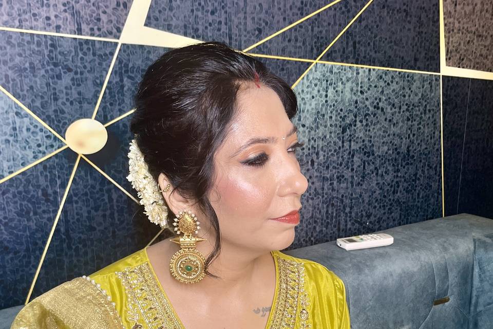 Glam Party makeup